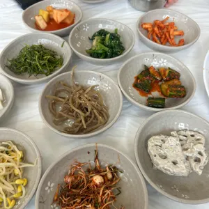 솔밭식당 대표 사진