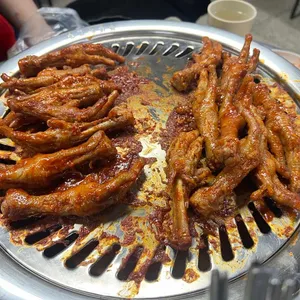 현고대 닭발 사진 1