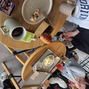 카페 윤 대표 사진