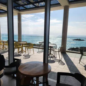 카페 윤 리뷰 사진