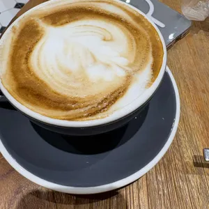 바이핸드 베이커리 대표 사진