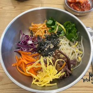 육쌈냉면 대표 사진