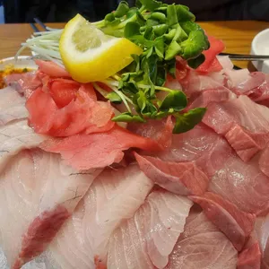 속초오징어어시장 대표 사진