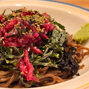 육회바른연어 사진 1