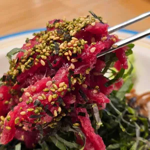 육회바른연어 대표 사진