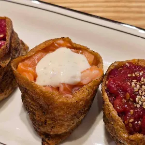 육회바른연어 사진