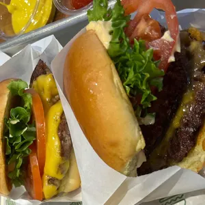 쉐이크쉑 대표 사진