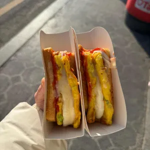 문토스트 대표 사진