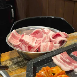 통큰 대포삼겹 사진 1