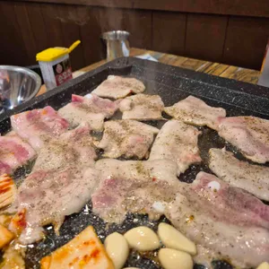 통큰 대포삼겹 대표 사진