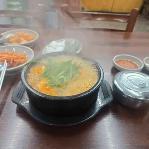 청담옥 얼큰순대국 대표 사진