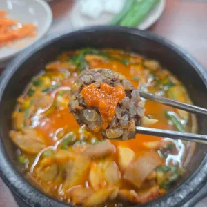 청담옥 얼큰순대국 사진