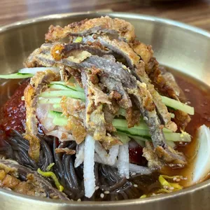 진주냉면 하기연 대표 사진