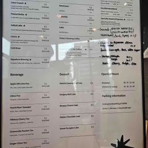 컨플릭트 스토어 리뷰 사진