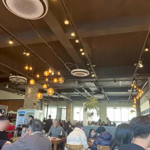 엄마의 봄날 대표 사진