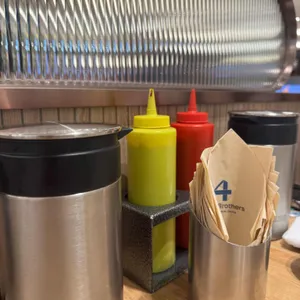 포브라더스 리뷰 사진