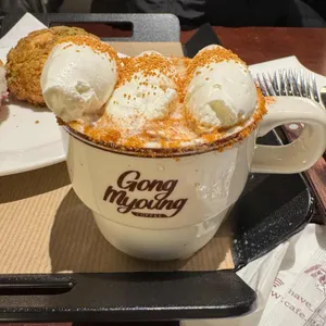 카페 공명 마곡책빵 사진 1