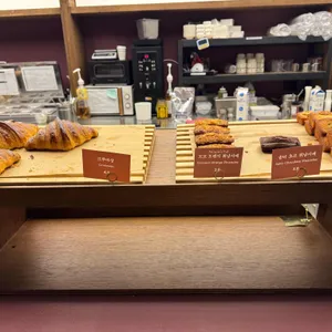 카페 공명 마곡책빵 리뷰 사진