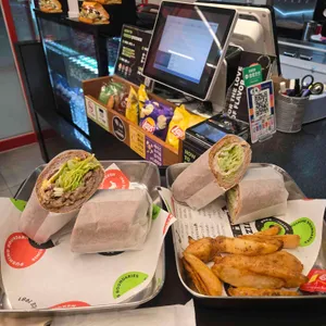 퀴즈노스 대표 사진