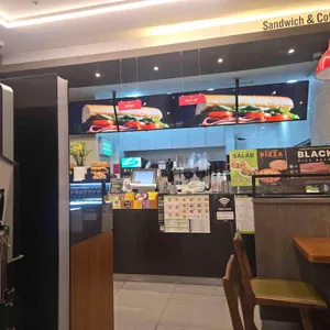 퀴즈노스 리뷰 사진