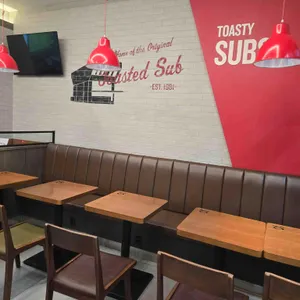 퀴즈노스 리뷰 사진