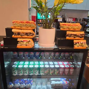 퀴즈노스 리뷰 사진