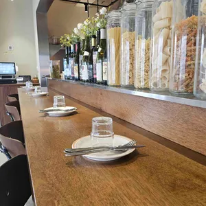 흐름 리뷰 사진