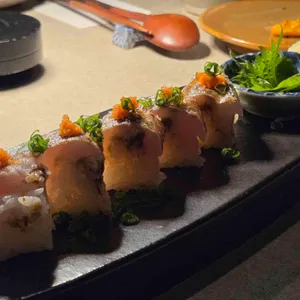 오사 대표 사진