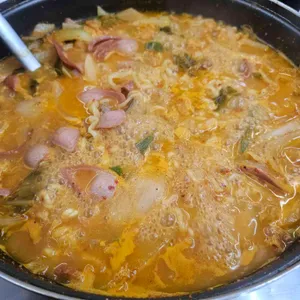 송탄부대찌개집 사진