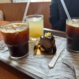 유니스의 정원 대표 사진