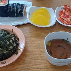 토마토김밥 대표 사진