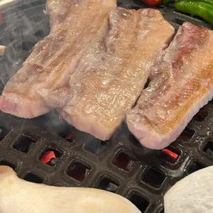 돈이랑으뜸참숯 대표 사진