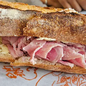 악토버 베이커리 사진 1