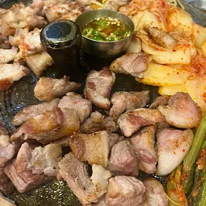 목구멍 대표 사진