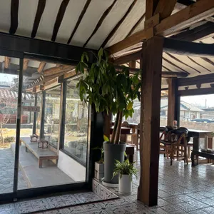 커피홀 대표 사진