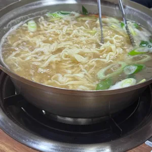 놀뫼칼국수 대표 사진