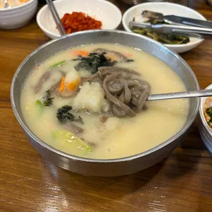 원조옹심이메밀칼국수 사진 1