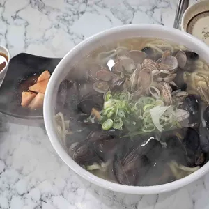 육해공생칼국수 사진 2