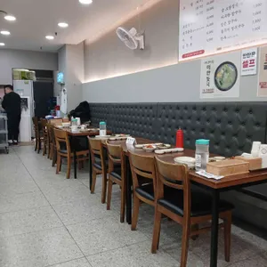 밀마당바지락칼국수보쌈 대표 사진
