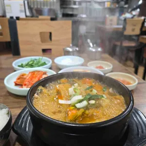민속순대국 사진