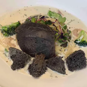 닐리 대표 사진