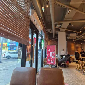 스타벅스 대표 사진