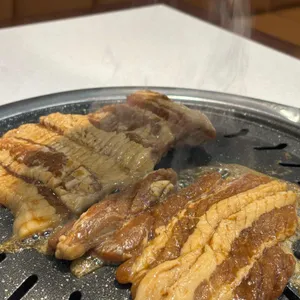 돼지부엌 대표 사진