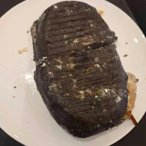 곤트란쉐리에 대표 사진