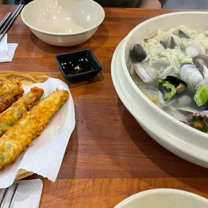 탑 해물칼국수 대표 사진