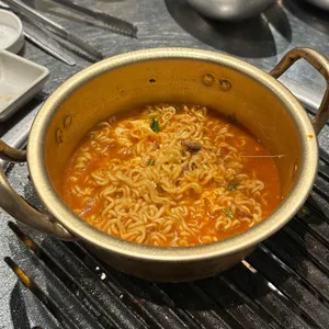 천우돈 대표 사진