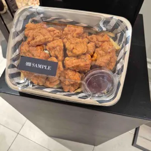 애슐리퀸즈 사진 1