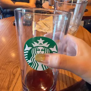 스타벅스 대표 사진