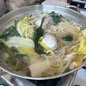 바위섬횟집 대표 사진