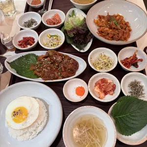 무월식탁 대표 사진